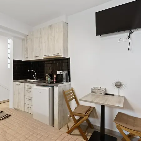 Melodie Apartment *